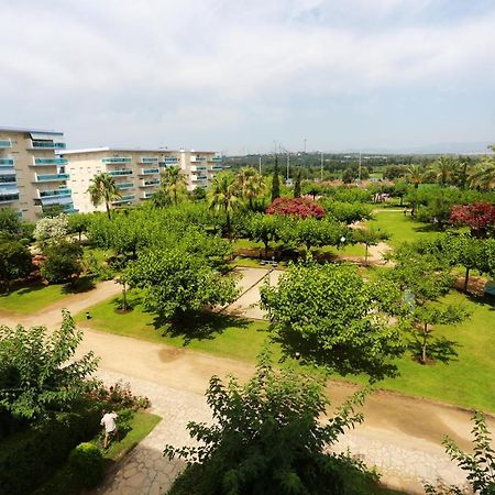 Los Juncos De Pineda Park Salou Exterior photo
