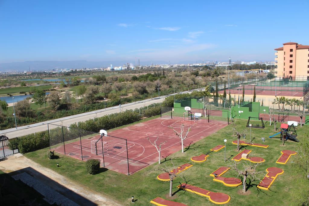 Los Juncos De Pineda Park Salou Exterior photo