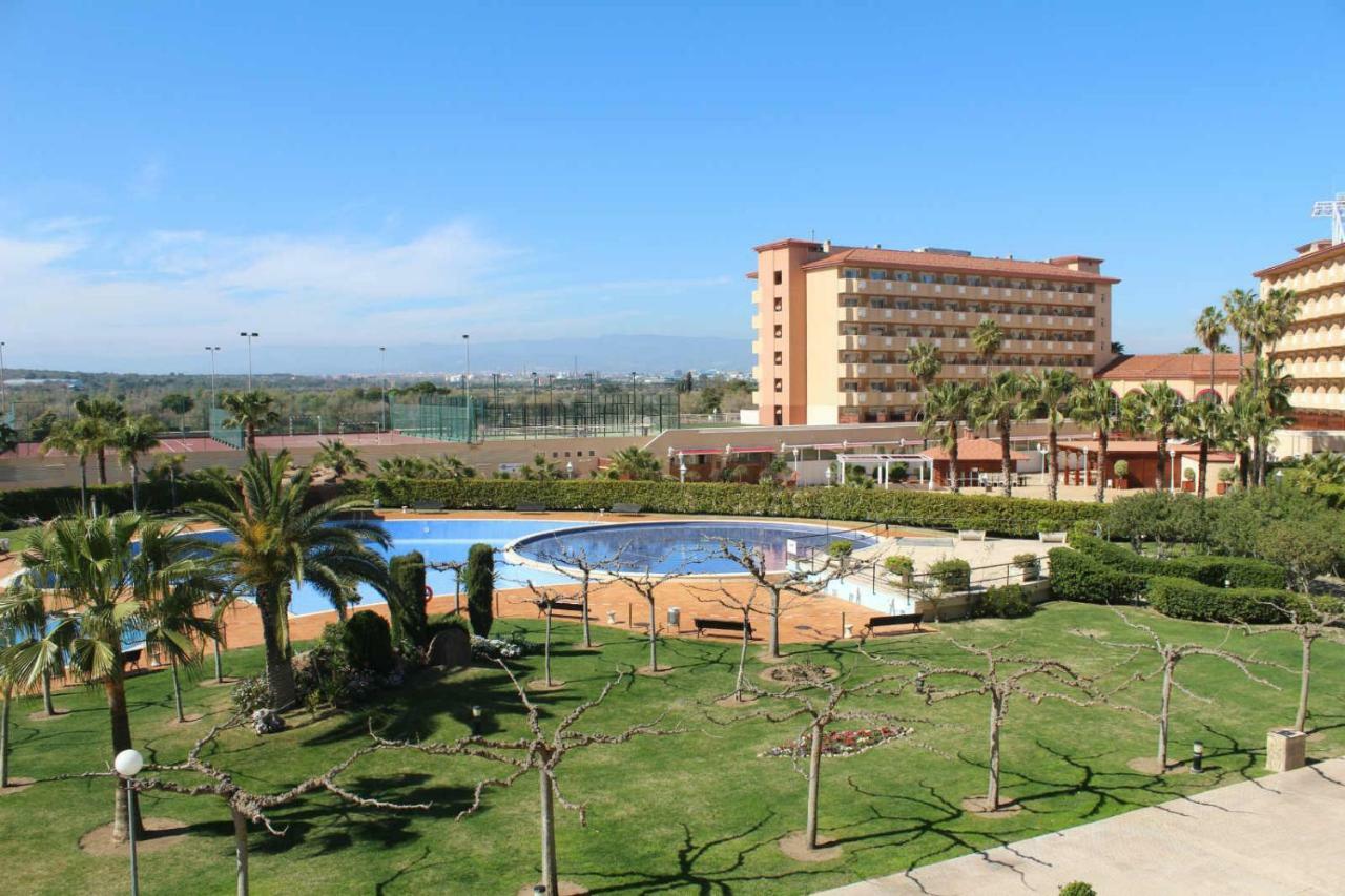 Los Juncos De Pineda Park Salou Exterior photo