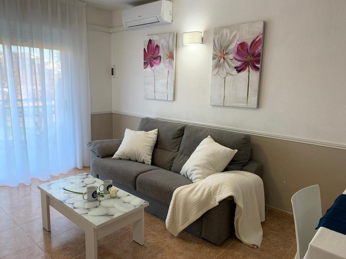 Los Juncos De Pineda Park Salou Exterior photo