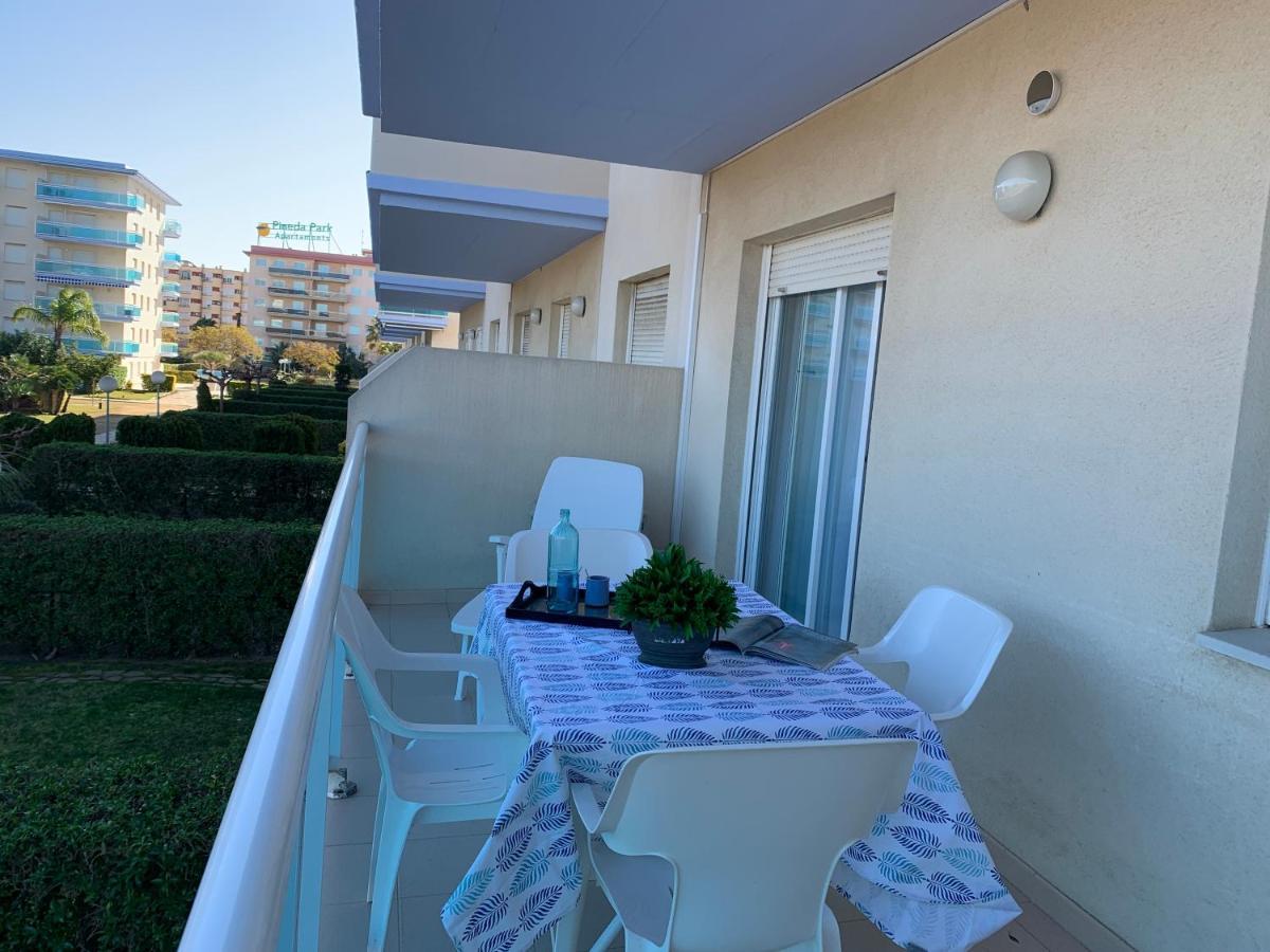 Los Juncos De Pineda Park Salou Exterior photo